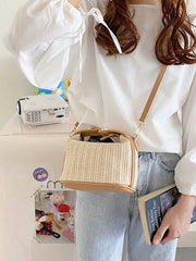 Mini sac de paille minimaliste avec poignée supérieure et fermeture éclair