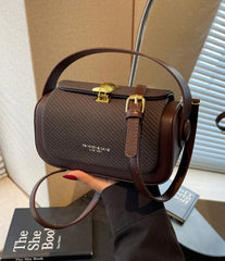 Sac bandoulière carré mode femme, porté main, élégant et minimaliste, grande capacité